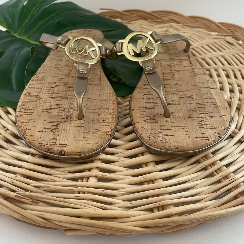 MICHAEL Michael Kors jelly flip-flops gold tone logo cork slip-on sandals size 8